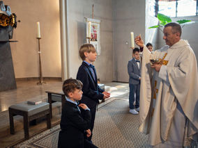 Feier der 1. Heiligen Kommunion in Sankt Maria 